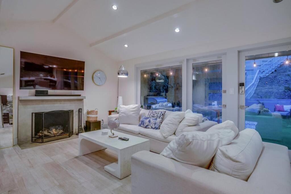 Ferienhaus Hollywood Hills Retreat: Private Gym & Steam