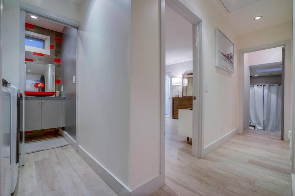 Hollywood Hills Retreat: Private Gym & Steam