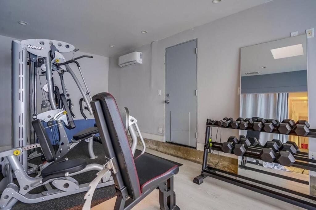 Casa vacanze Hollywood Hills Retreat: Private Gym & Steam Los Angeles